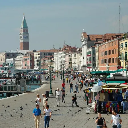 Ca Lirica Apartment Venice Exterior photo